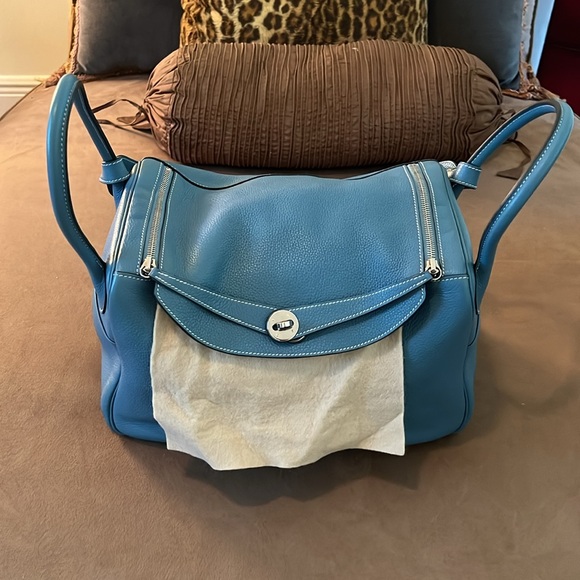 HERMES LINDY HANDBAG WITH RAINCOAT SIZE 34- EXCELLENT CONDITION - Picture 2 of 16